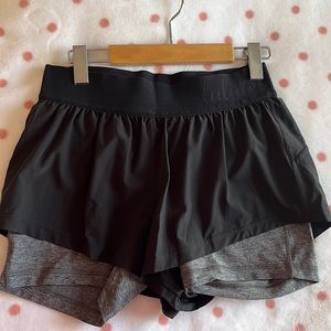 Lululemon Box It Out 5” shorts, black, size 6